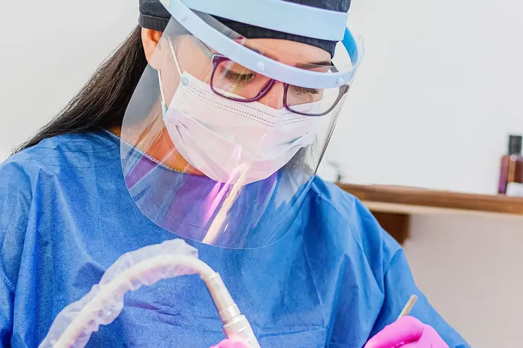 Atendimento odontológico focado no tratamento de gengiva